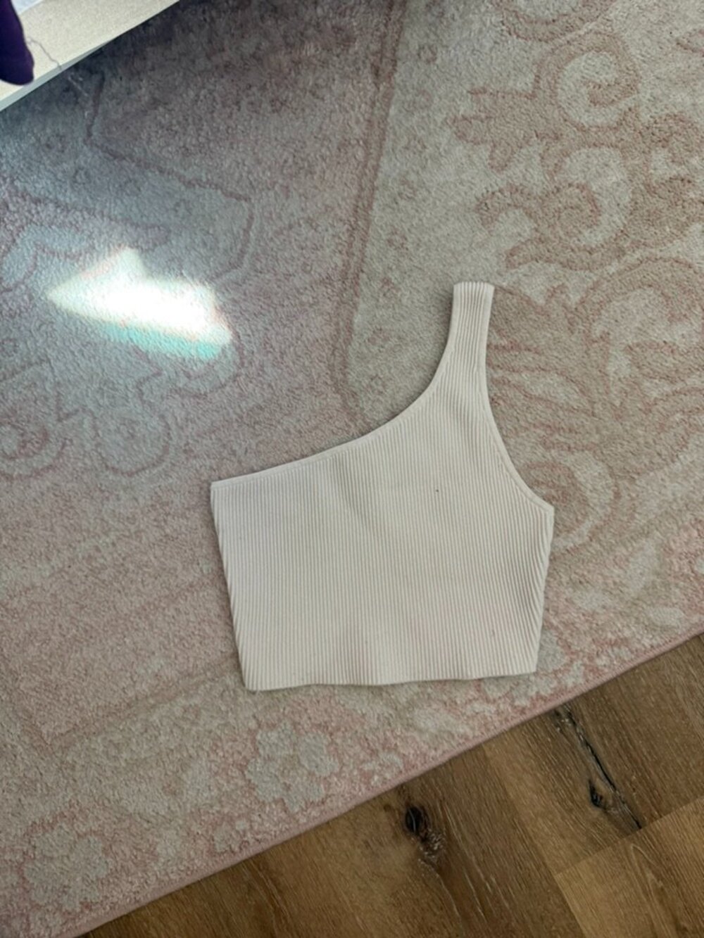 aritzia babaton one shoulder Sculpt Knit Squareneck Cropped Tank white size M